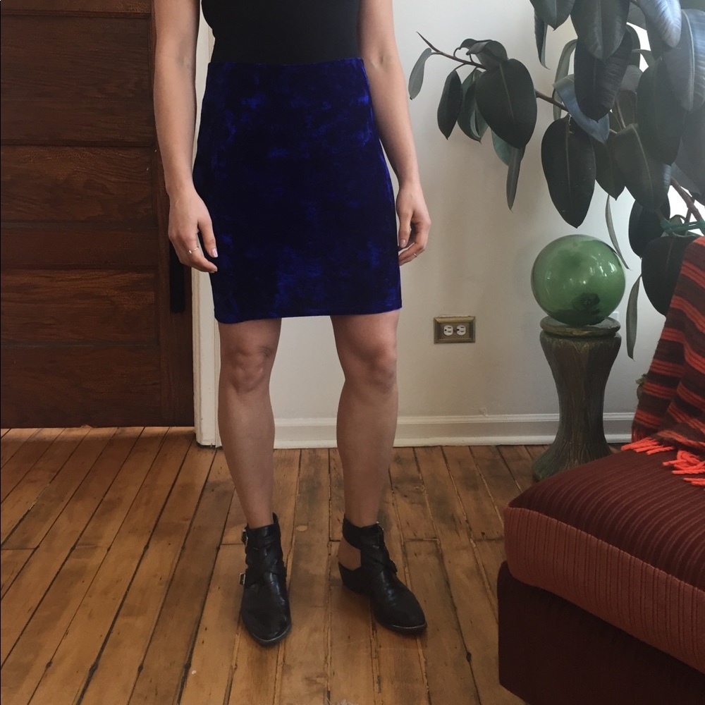 Blue crushed velvet pencil skirt